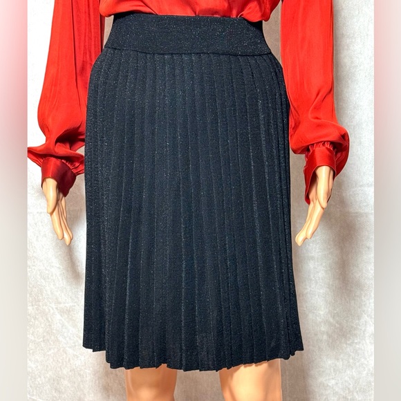Halston Heritage Black Knee-Length A-Line Skirt
